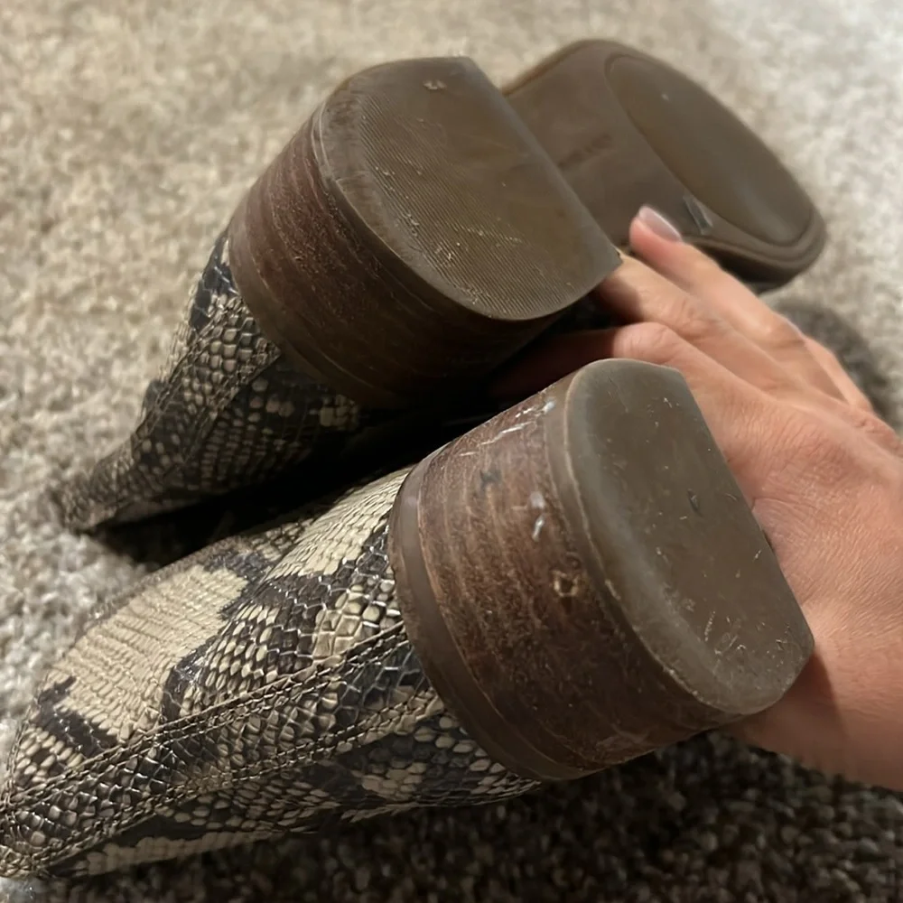 Like New lucky brand boots - Picture 5 of 5